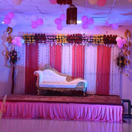 نويدا Red Carpet Hotels المظهر الخارجي الصورة