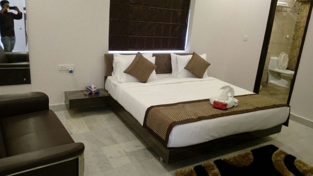 نويدا Red Carpet Hotels المظهر الخارجي الصورة