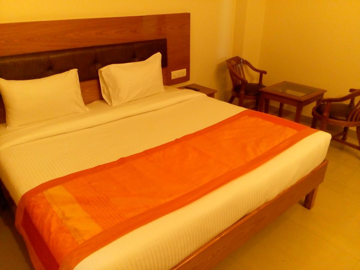 نويدا Red Carpet Hotels المظهر الخارجي الصورة
